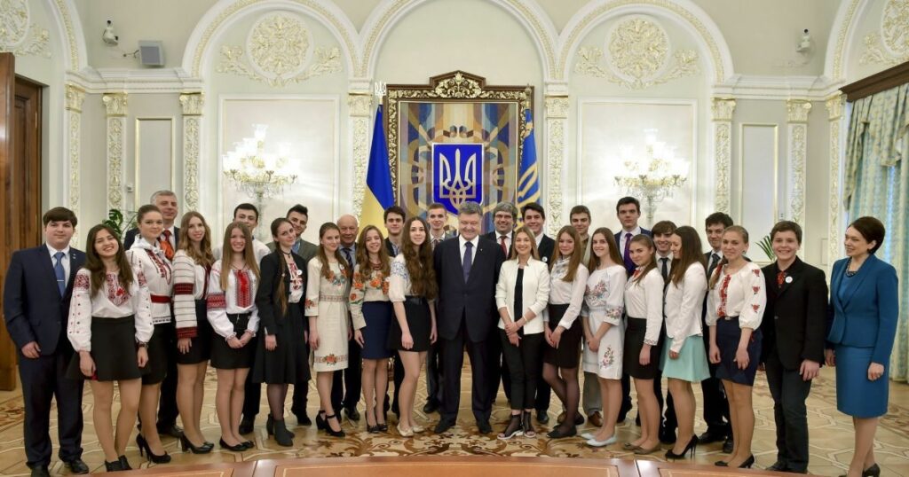 День детей-изобретателей. Порошенко рассказал о потрясающих изобретениях маленьких украинцев
