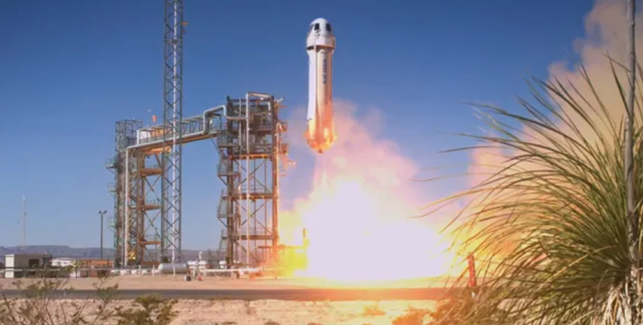 Эколог, пчеловод и юрист: Blue Origin показала участников 13-го полета в космос (фото)»>