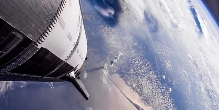 Starship в космосе: компания Илона Маска показала снимки полета самой большой ракеты (фото)»>