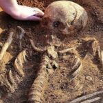 Жуткий феномен рождения в гробу. Эксперт объяснила, как это может произойти в наше время»>