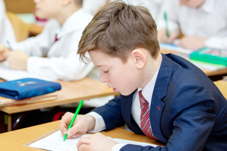 Педиатр раскрыла, как вовремя распознать перегрузку у школьников