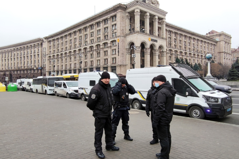 «Катастрофическое положение»: Украина обсуждает эвакуацию из Киева и Одессы