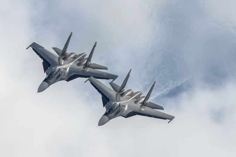 Военэксперт назвал самолеты РФ, способные поразить французские истребители