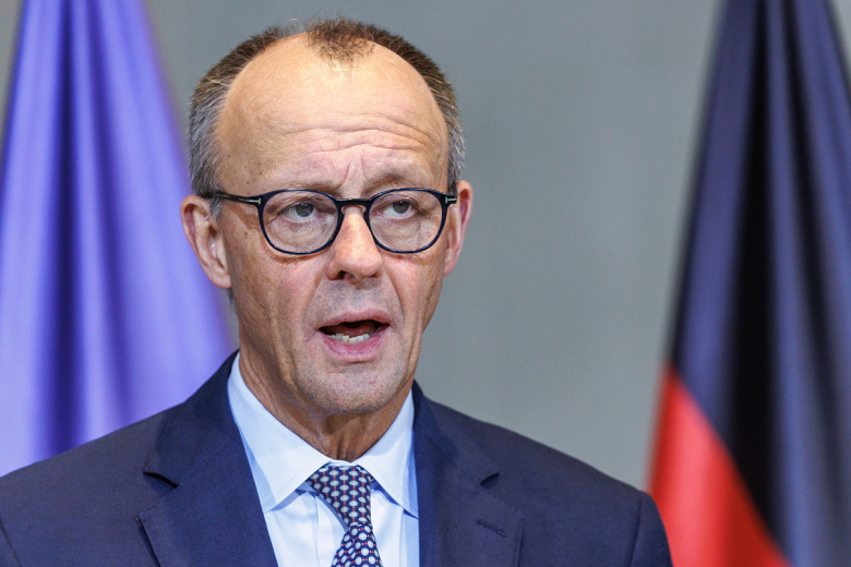 Мерц затаскал по судам своих хейтеров из интернета