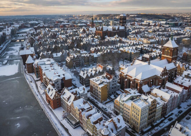 Глава оппозиционной партии Польши призвал перестроить власть в стране