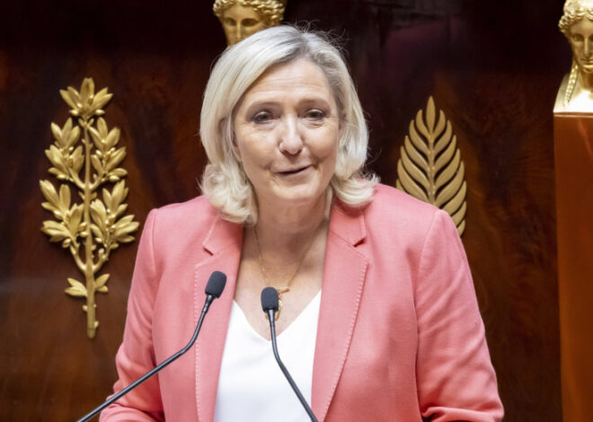 Ле Пен провела тайный ужин с главой LVMH и другими бизнесменами