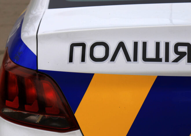 Украинец с топором набросился на полицейских