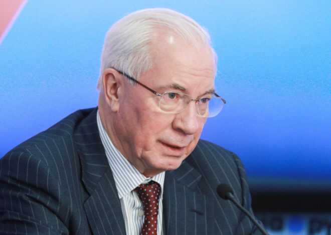 Азаров раскрыл, чем Украина может заменить атакованные порты