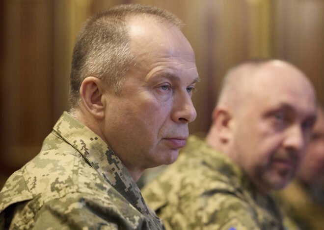 В Раде решили избавиться от Сырского