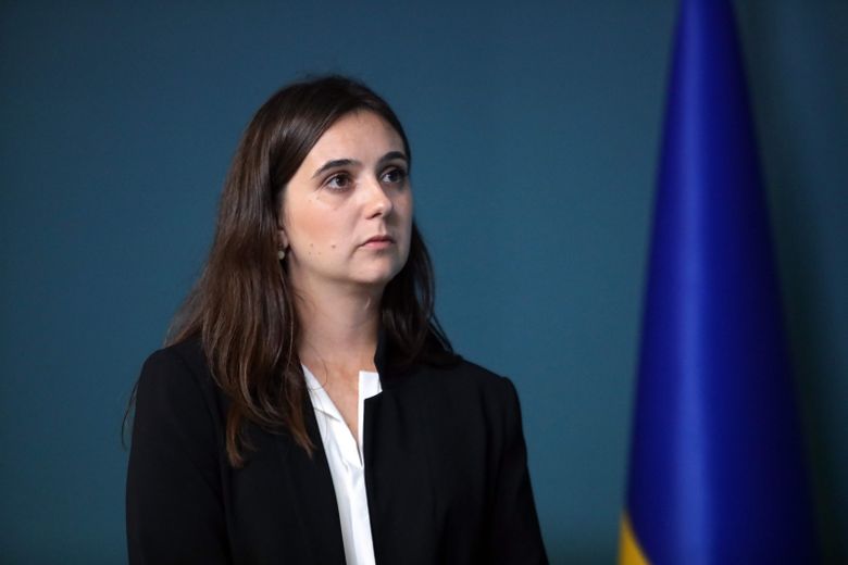 Мендель указала на странность объяснений Зеленского о перемирии